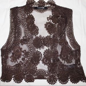 Forever 21 Cropped Brown Crochet Scalloped Shrug